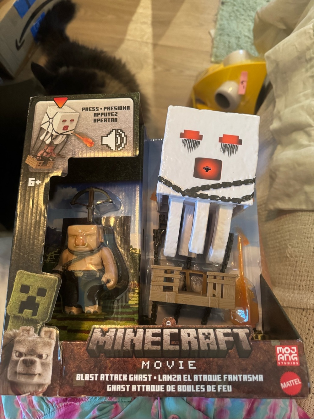 Minecraft Movie Blast Attack Ghast Playset - White & Tan